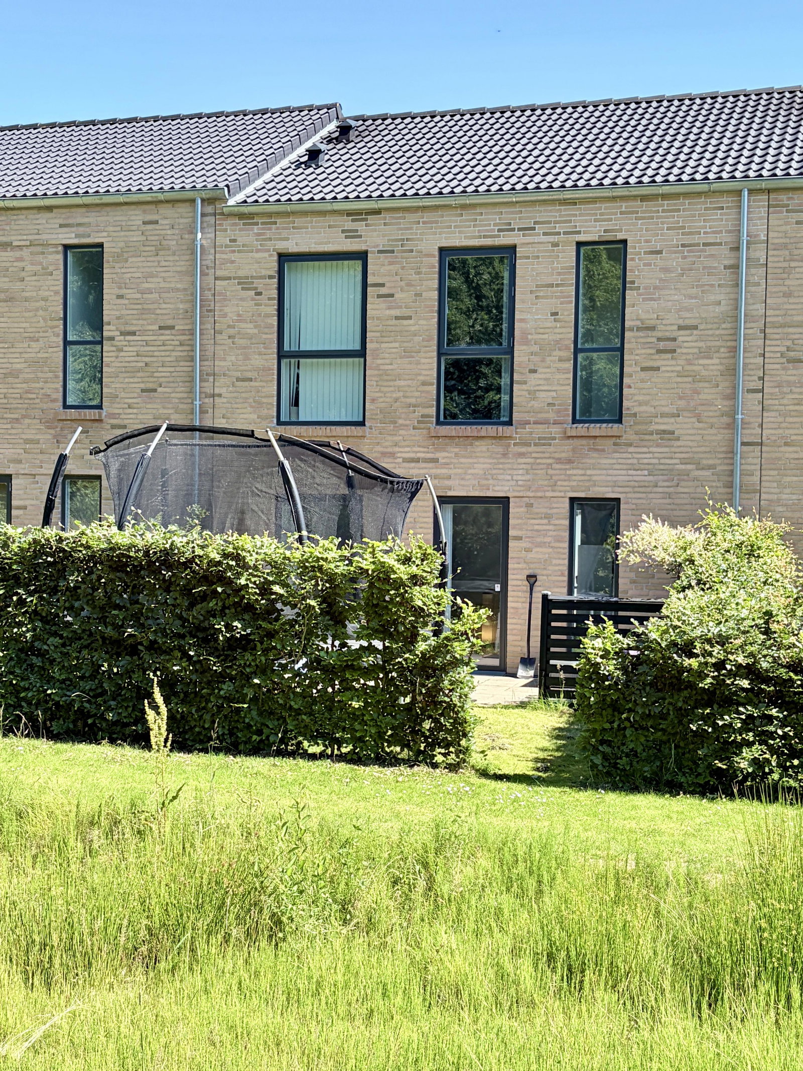 apartment Modern townhouse with sunny garden in Gubsøtoften