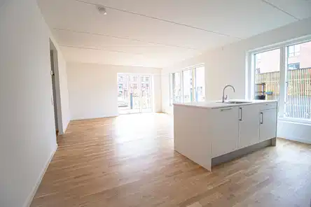 apartment Lys 3-værelses lejlighed med altan i Holbæk