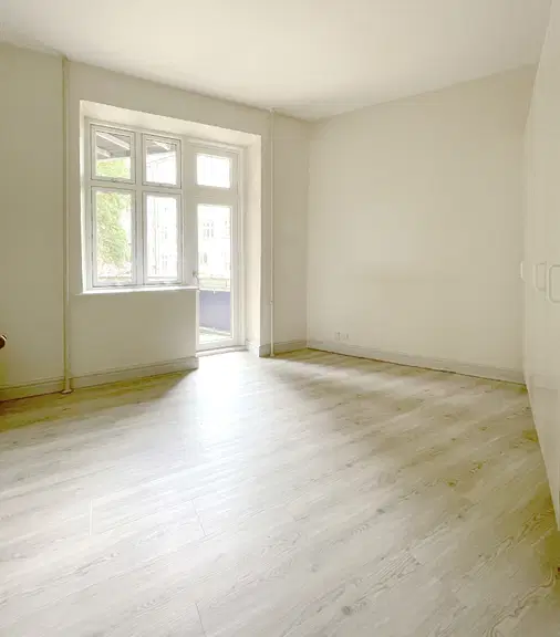 apartment Lys og rummelig 3-værelses lejlighed med stor altan!