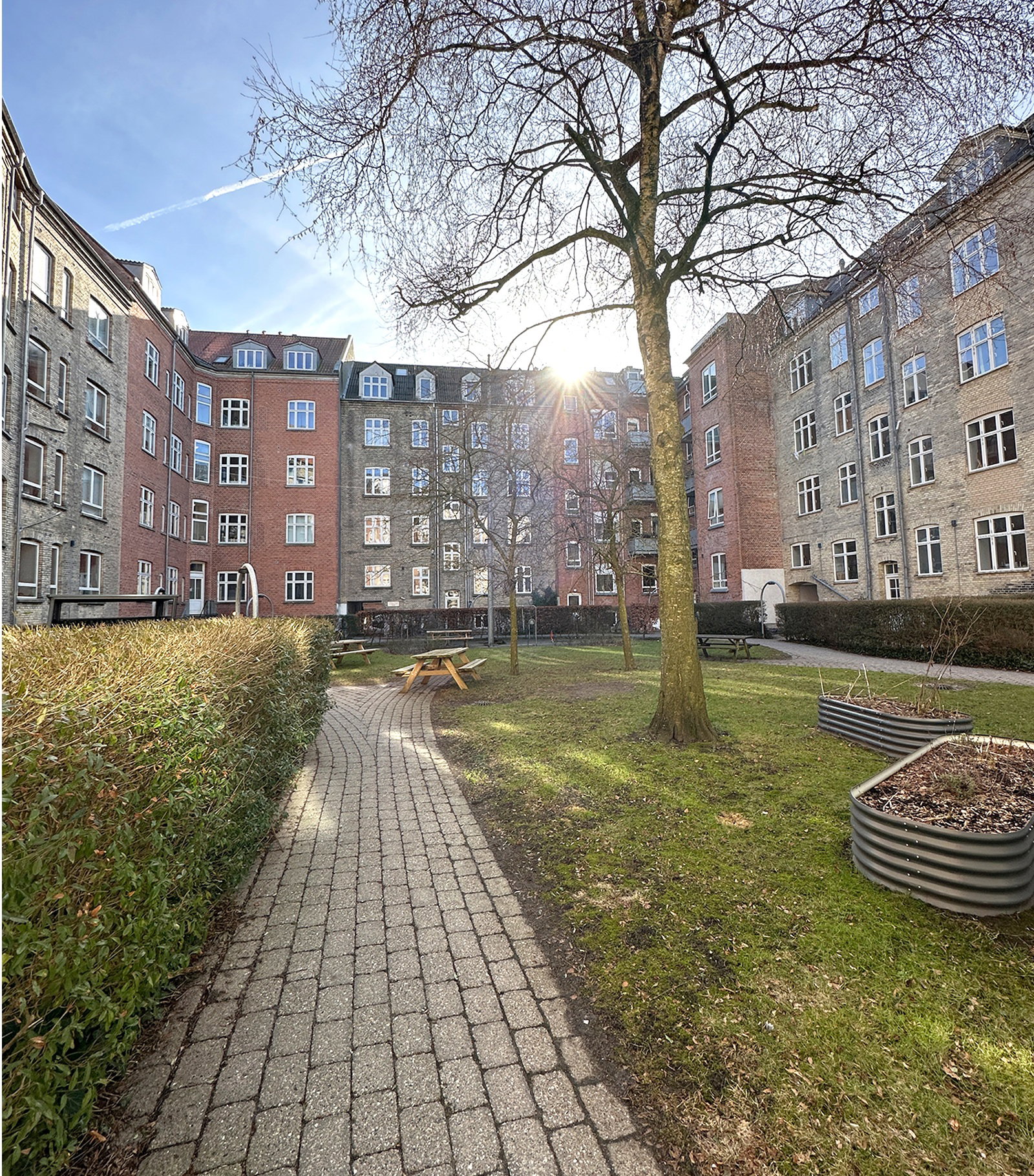 Visual presentation of the listing