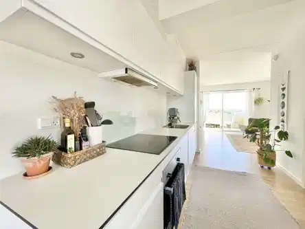 apartment Lys 2-værelses lejlighed 69 m² i Aalborg Øst