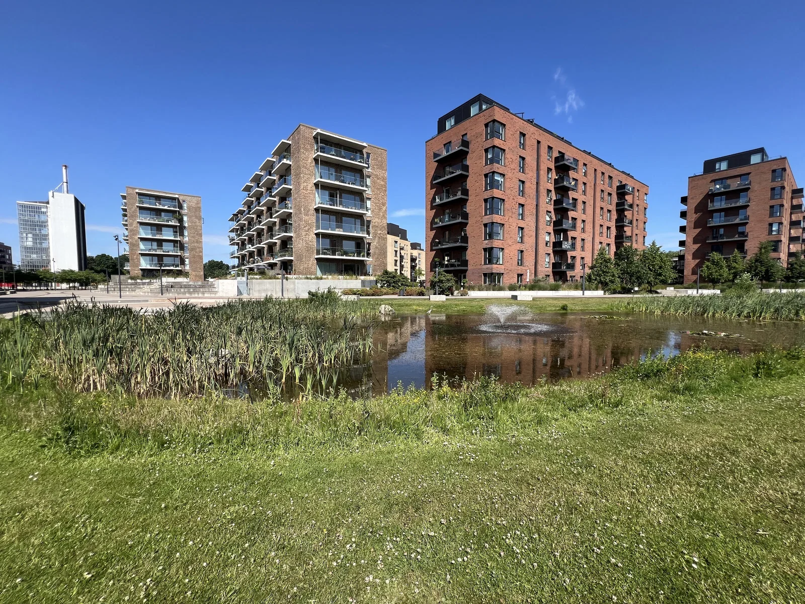apartment Lys 4-værelses lejlighed i Rødovre med altan
