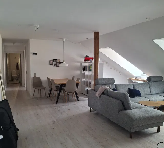 apartment Cozy and spacious 2-room apartment on the 3rd floor