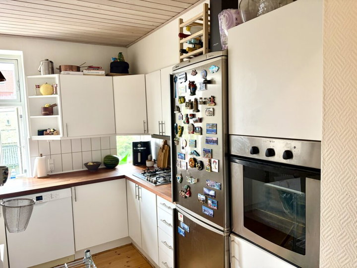 Stor og lys 2-værelses på Øgaden med fælles gård - Sverigesgade, Aalborg - 4