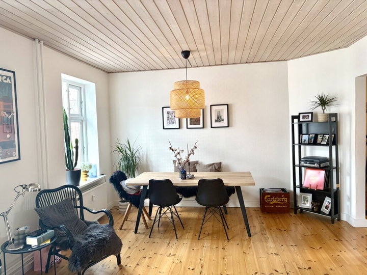 Stor og lys 2-værelses på Øgaden med fælles gård - Sverigesgade, Aalborg - 1