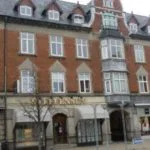apartment Central 2-room apartment of 68 m2 in the middle of the pedestrian street – close to theatre and train