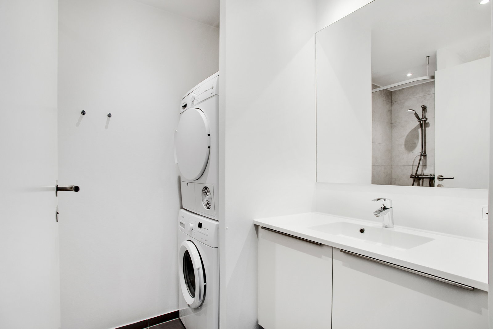 apartment Lys stuelejlighed med 2 værelser og to terrasser