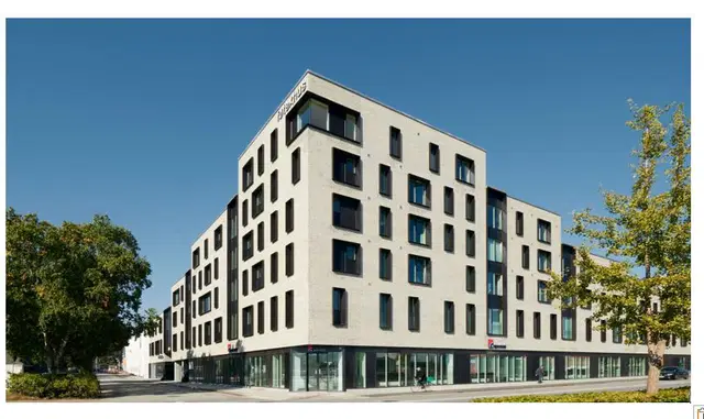 apartment Lys 4-værelses lejlighed 162 m² med tagterrasse