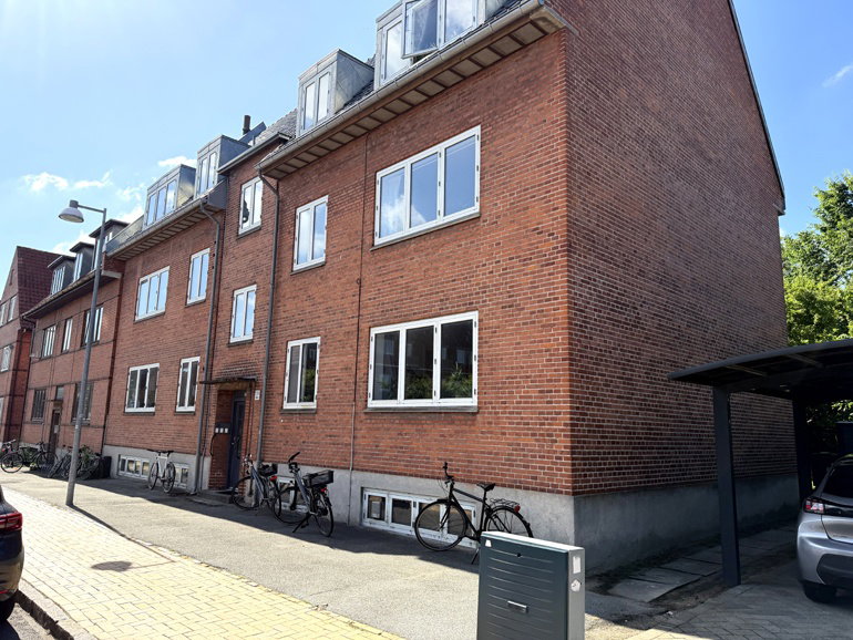 apartment Lys 2-værelses lejlighed centralt i Odense