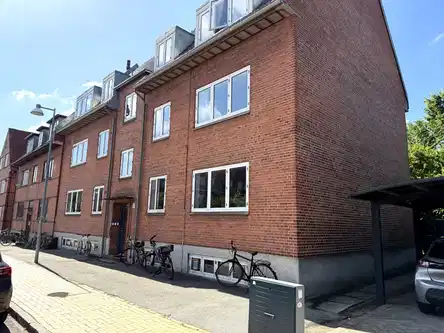 apartment Lys 2-værelses lejlighed centralt i Odense