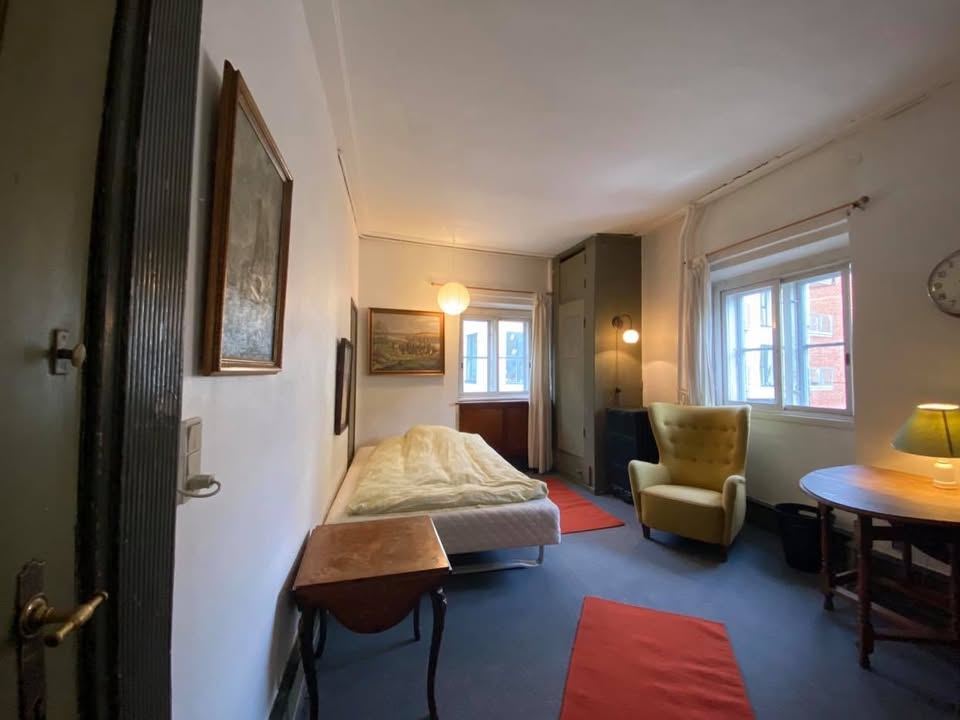 room Furnished room in historic building in Aalborg C