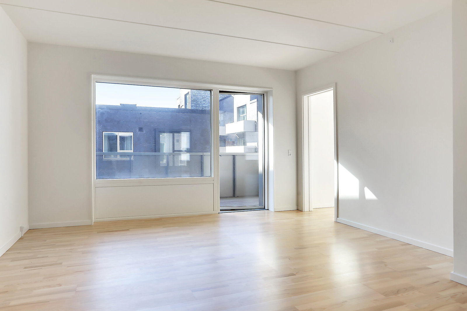 apartment Lys 4-vær. lejlighed på 1. sal med altan