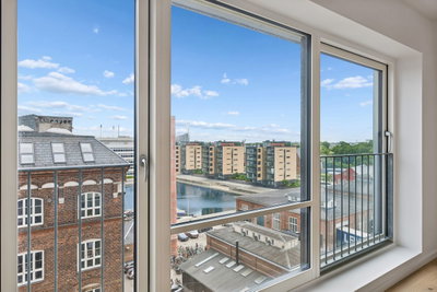 Stor 4-værelses lejlighed 128 m² ved vandet – mulighed for p-plads - Pakhusvej, København Ø - 2