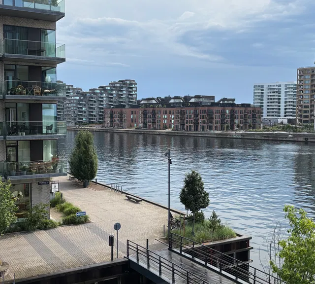 apartment Lækker lejlighed direkte til kanalerne og tæt på Metro