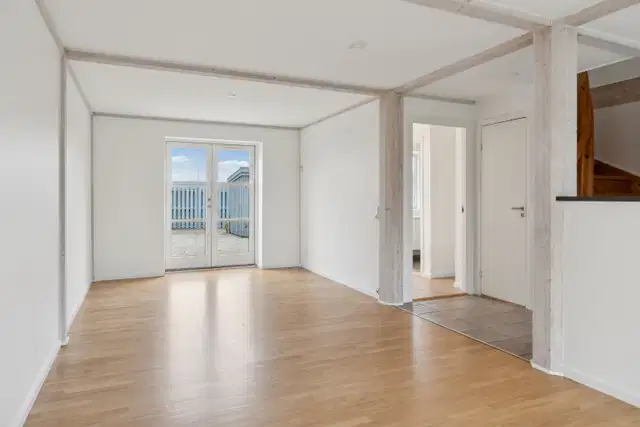 apartment Well-appointed two-story townhouse