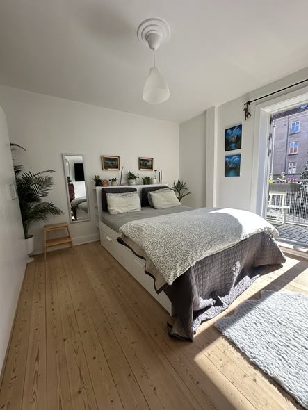 apartment MODERNIZED 2-ROOM APARTMENT WITH BALCONY AND DISHWASHER!