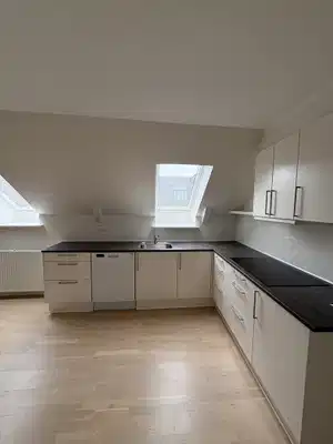 apartment Lækker lejlighed med 4 værelser