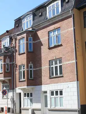 apartment Lys 2-værelses lejlighed med terrasse, 47 m²