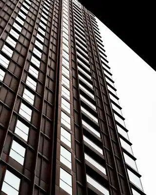 apartment Lys 4-værelses lejlighed på 23. sal i København V