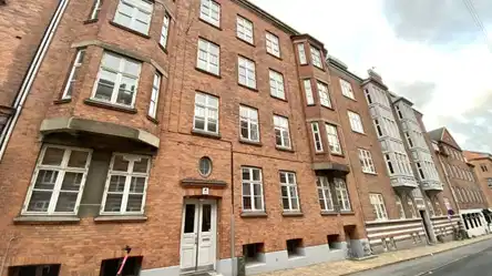 apartment Translation