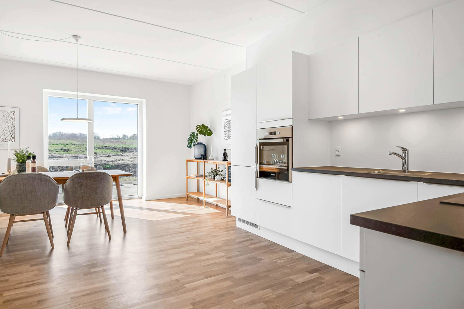 townhouse Lyst 3-værelses rækkehus med terrasse i Årslev