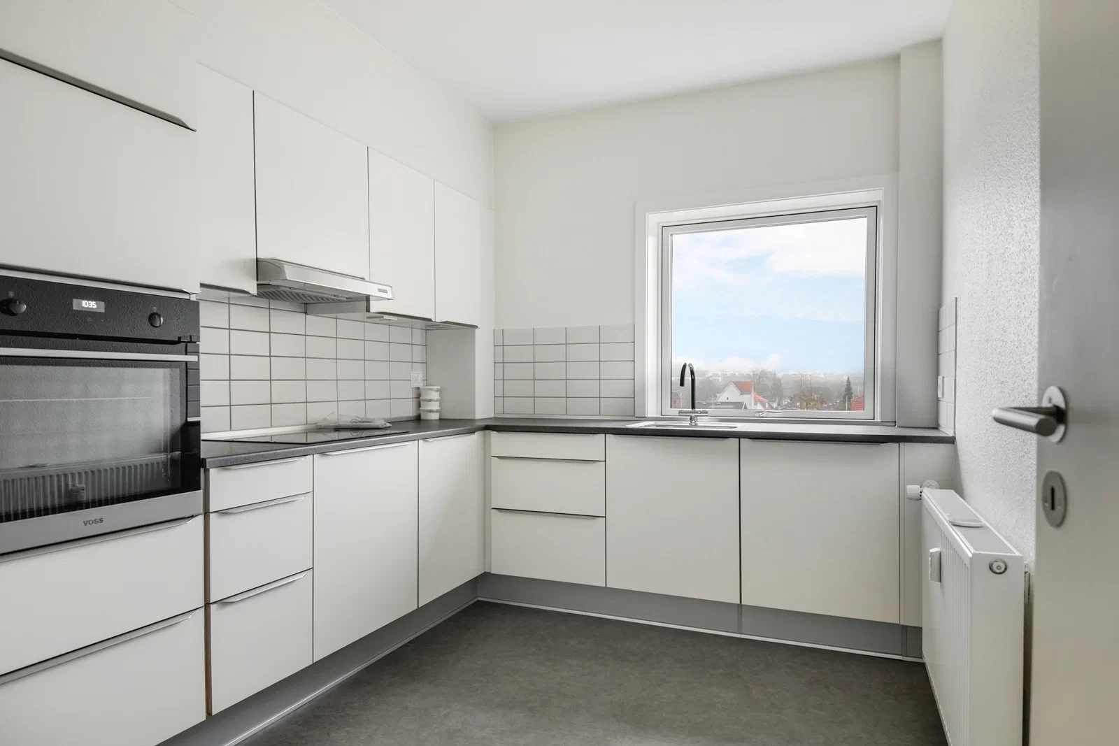 apartment Lækker 5 værelses bolig i Vejgård med altan og udsigt til park