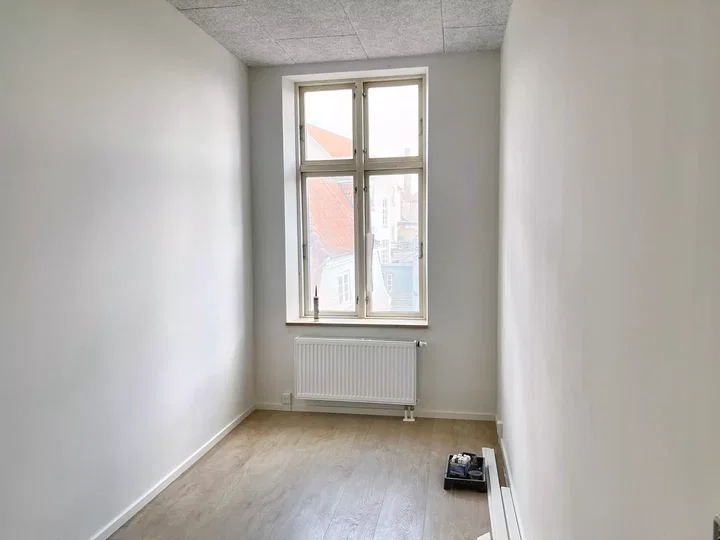 Lys, delevenlig 4-værelses på 98 m2 med spisekøkken og mulighed for parkering - Nybro, Aabenraa - 3