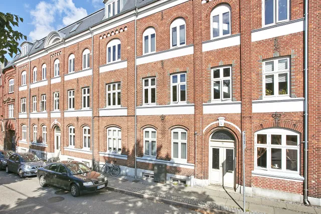apartment Three-room apartment of 86m2 with balcony