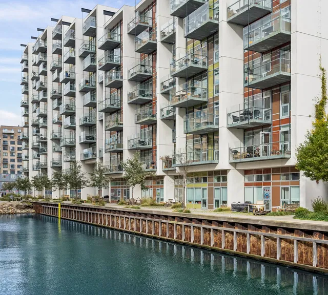 apartment Bright and modern apartment by the water on Aarhus Ø