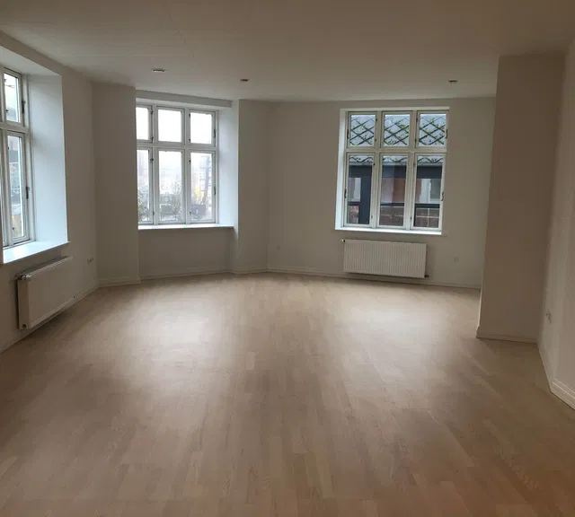 apartment Lys og rummelig førstesalslejlighed i Hjørring