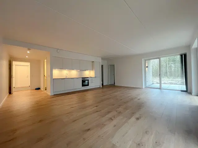 apartment Stor 3-værelses lejlighed på Farøvej!
