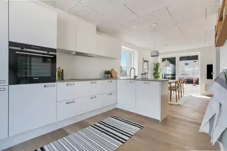 apartment Indbydende 4-værelses rækkehus i Klarup