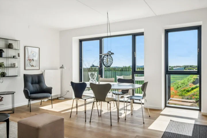 Nyopført lejlighed med terrasse i attraktivt kvarter - Max Plancks Have, Aalborg Øst - 0