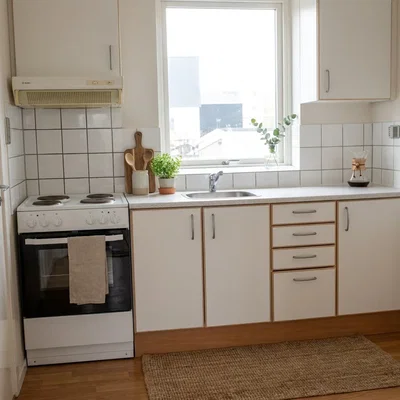 Lys 3-værelses med klassisk charme i rødstensejendom – 67 m2 med stue og spisestue en suite - Bispensgade, Hjørring - 2