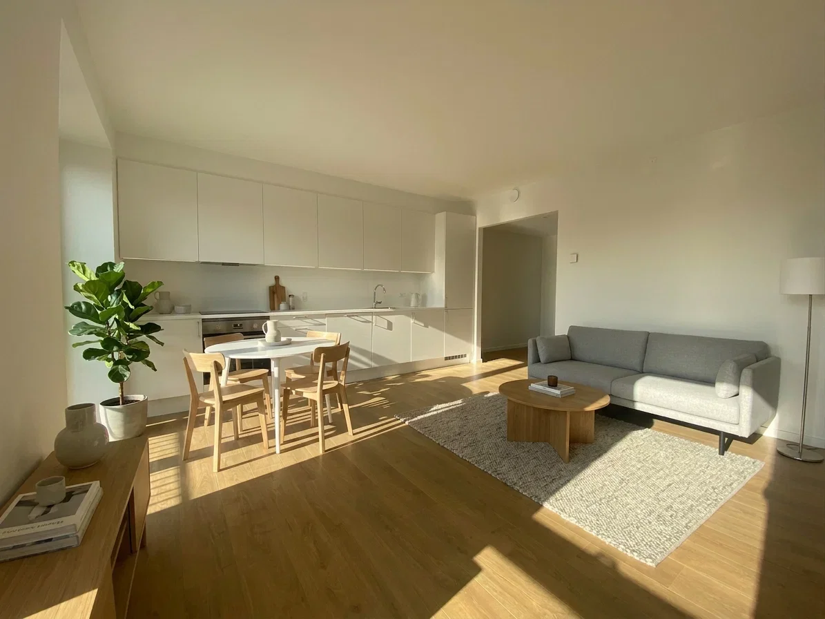 apartment Bright 2-bedroom apartment of 62 m2 with a modern kitchen, elevator and shared rooftop terrace