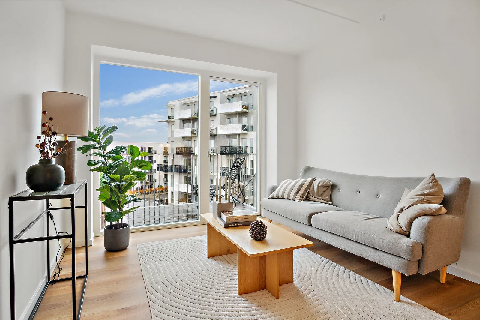 apartment 2-værelses lejlighed med altan i Risskov