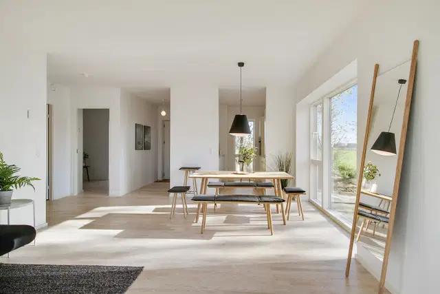 apartment Moderne lejlighed med stor vestvendt terrasse
