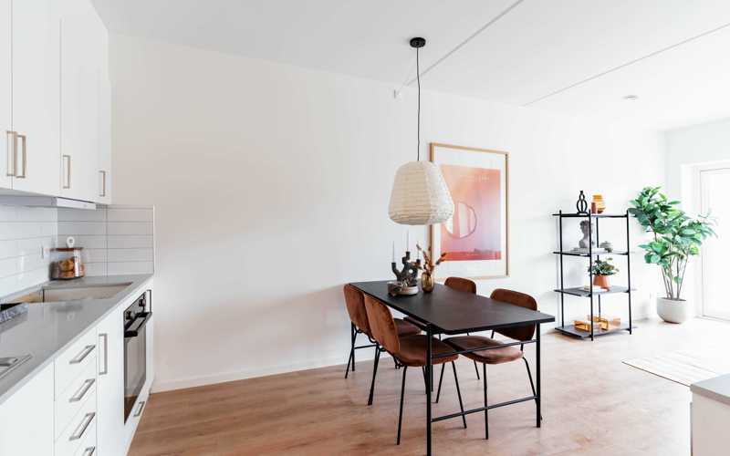 apartment Lys 2-værelses lejlighed med altan i nyere ejendom