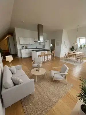 apartment Spacious and bright 2-bedroom apartment of 109 m2 in a charming red-brick building – arched windows and parking