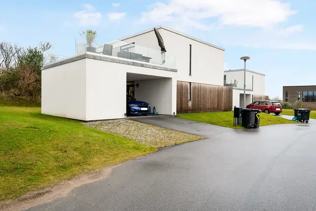 house Skønt 5-værelses rækkehus i Gug