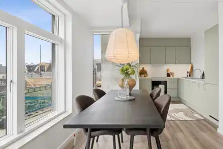 apartment Bright 2-room apartment with a private roof terrace