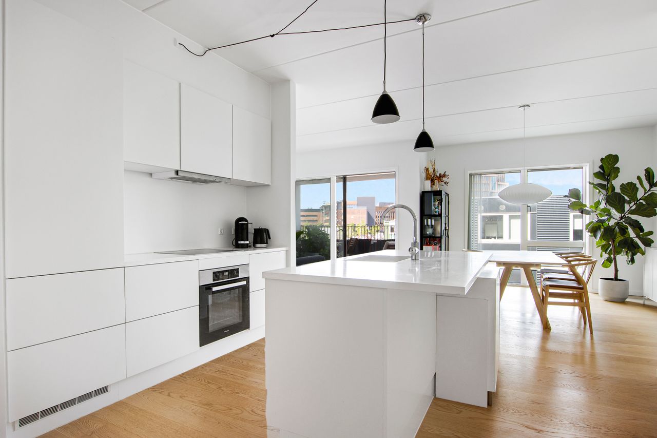 apartment Lys lejlighed 88 m² med solrig vestvendt altan