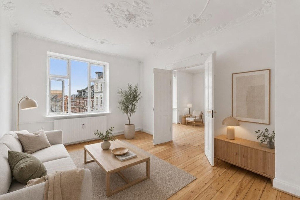 apartment Charmerende 3-værelses med karnap og stuk – 77 m²