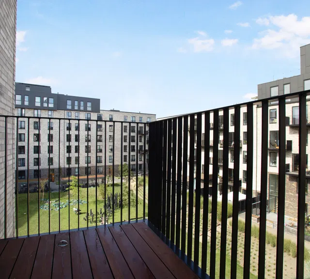 apartment Bright 3-room apartment with a southwest-facing balcony