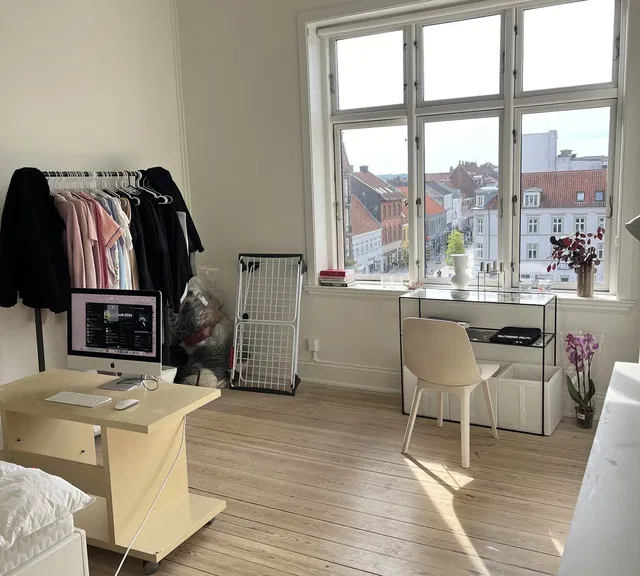 apartment Møbleret værelser, alt inkl. Furnished room incl. all