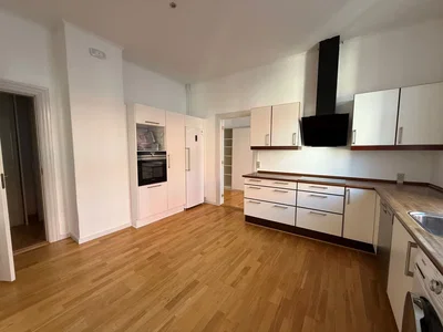Large 166 m² apartment on the 1st floor with elevator and balcony - Søndergade, Frederikshavn - 1