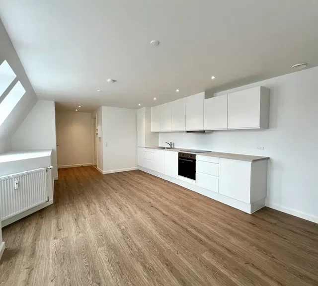 apartment Lys og indflytningsklar 2-værelses på 68 m2 med moderne køkken og vaskesøjle – husdyr tilladt