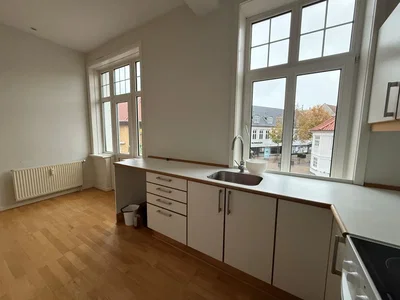 2-room apartment with a small balcony on the pedestrian street - Søndergade, Frederikshavn - 1