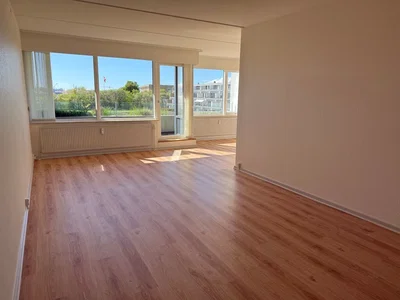Bright 2-room apartment with large south-facing balcony and sea view - Kragholmen, Frederikshavn - 1