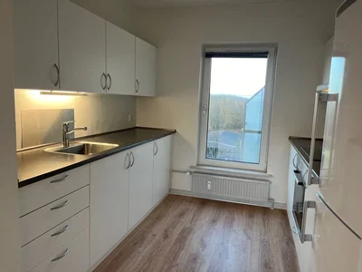 Bright 2-room apartment with large south-facing balcony and sea view - Kragholmen, Frederikshavn - 2